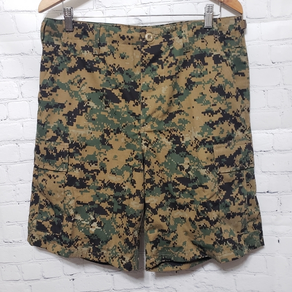 Men's HQ Issue Sz Medium USMC Digital Camo Shorts - Picture 3 of 16